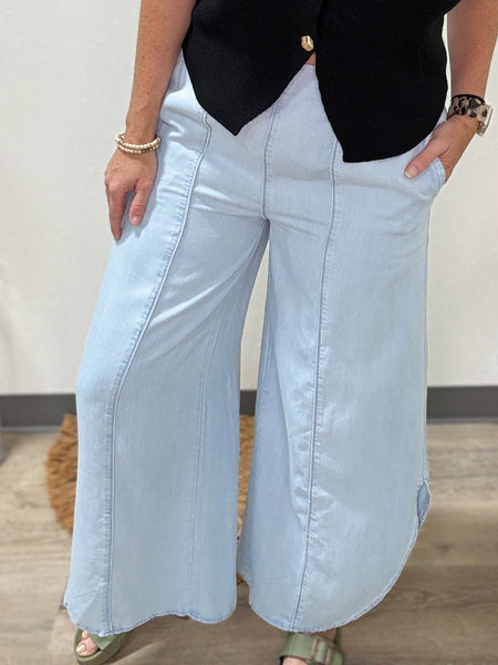 Tulip Relaxed Fit Denim