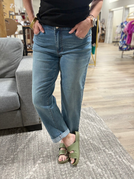 Judy Blue Cooling Boyfriend Denim