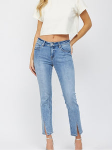 Cabot Arkansas Ladies Boutique Mica Mid-Rise Cropped Jeans
