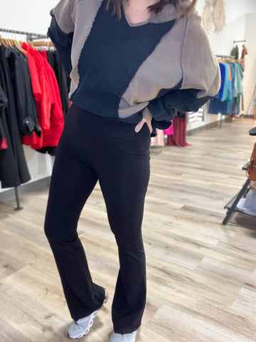 Cabot Arkansas Ladies Boutique Black Slim Flare Yoga Pants