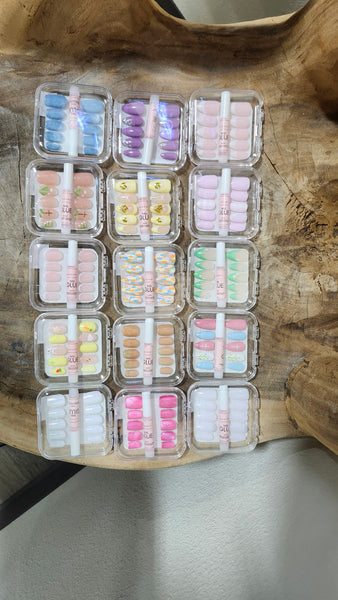 Press On Nail Kit